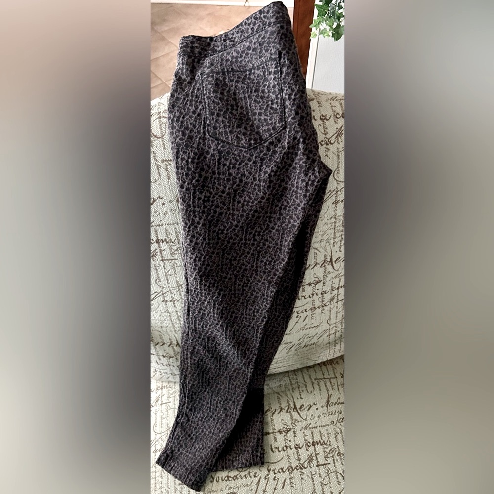 Sophie Max Pants size 6, women’s